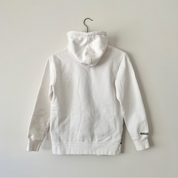 Mitchel & Ness Toronto Raptors White and Black Logo Pullover Hoodie Men Sz Small - Picture 3 of 13